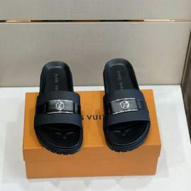 Picture of Louis Vuitton Slippers _SKULVsz38-46jyh0508852